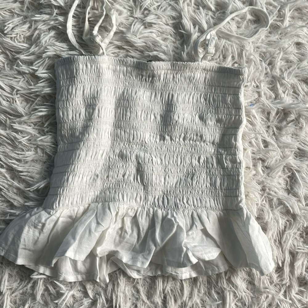 Bundle price - $6, Women’s Size XS White ruched top